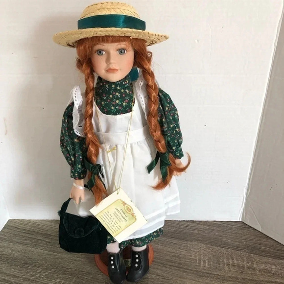 Vtg Anne of Green Gables Porcelain Doll - Picture 2 of 11